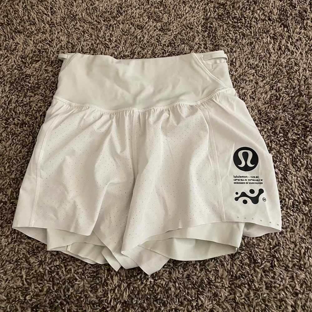 Air Sense Perforations BONE 4